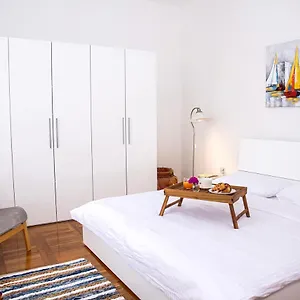 Appartement Dinos Place, Zadar